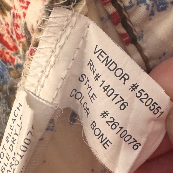 Legacy Falls For Her Western Rodeo Cowgirl Sleeveless Top Size large - Picture 11 of 13